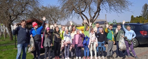 Aktywne obchody Dnia Ziemi – udział w akcji #SprzątamyDlaPolski i „Sprzątaniu Świata” w gminie Szemud 